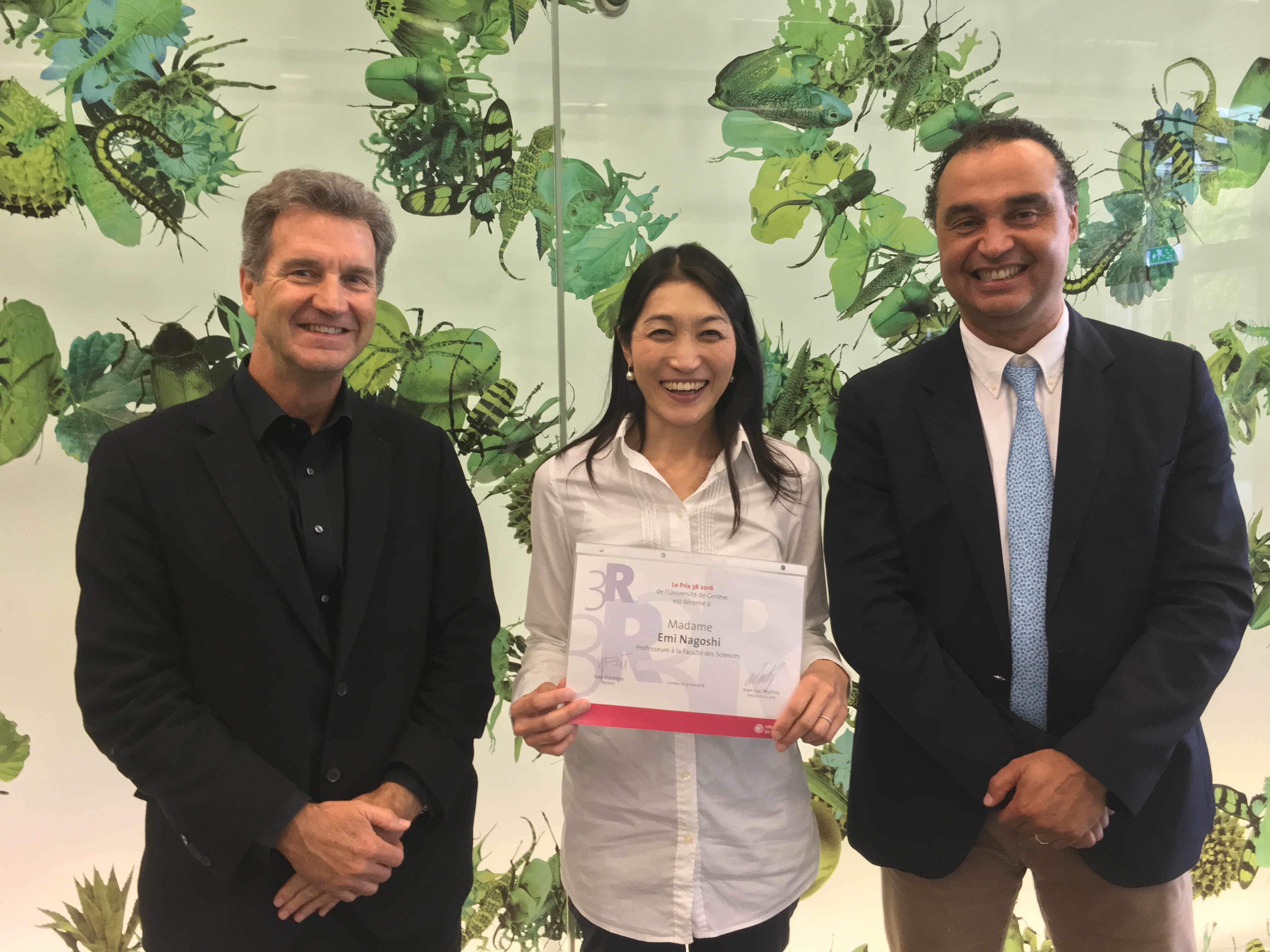 Professor Emi Nagoshi wins the 3R Award